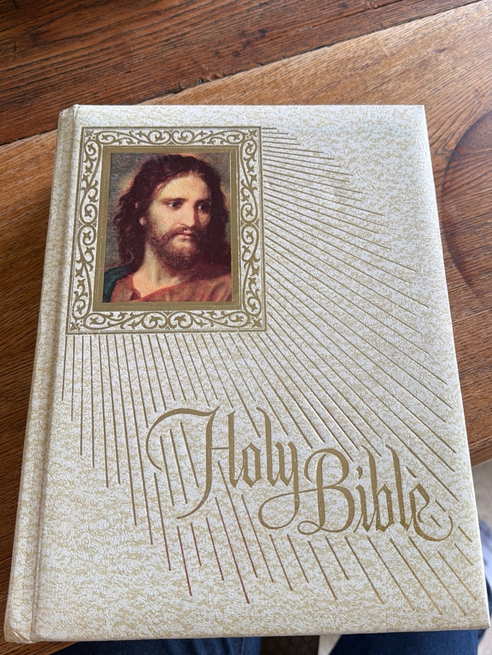 Catholic Bible Publishers Fireside Family Edition Holy Bible NAB 1982 1983